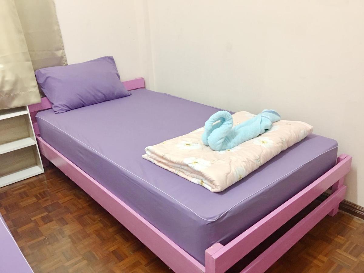 Jd Hostel Ayutthaya Bagian luar foto